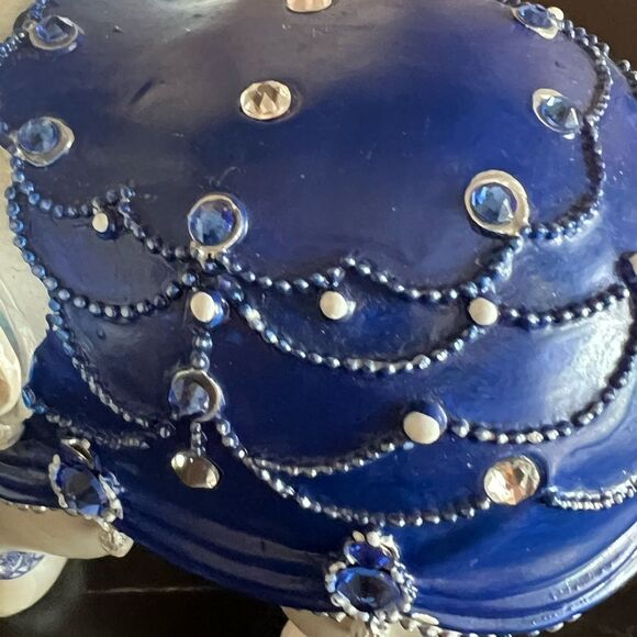 The Hamilton collection sparkling blue willow elephant figurine - Picture 8 of 12